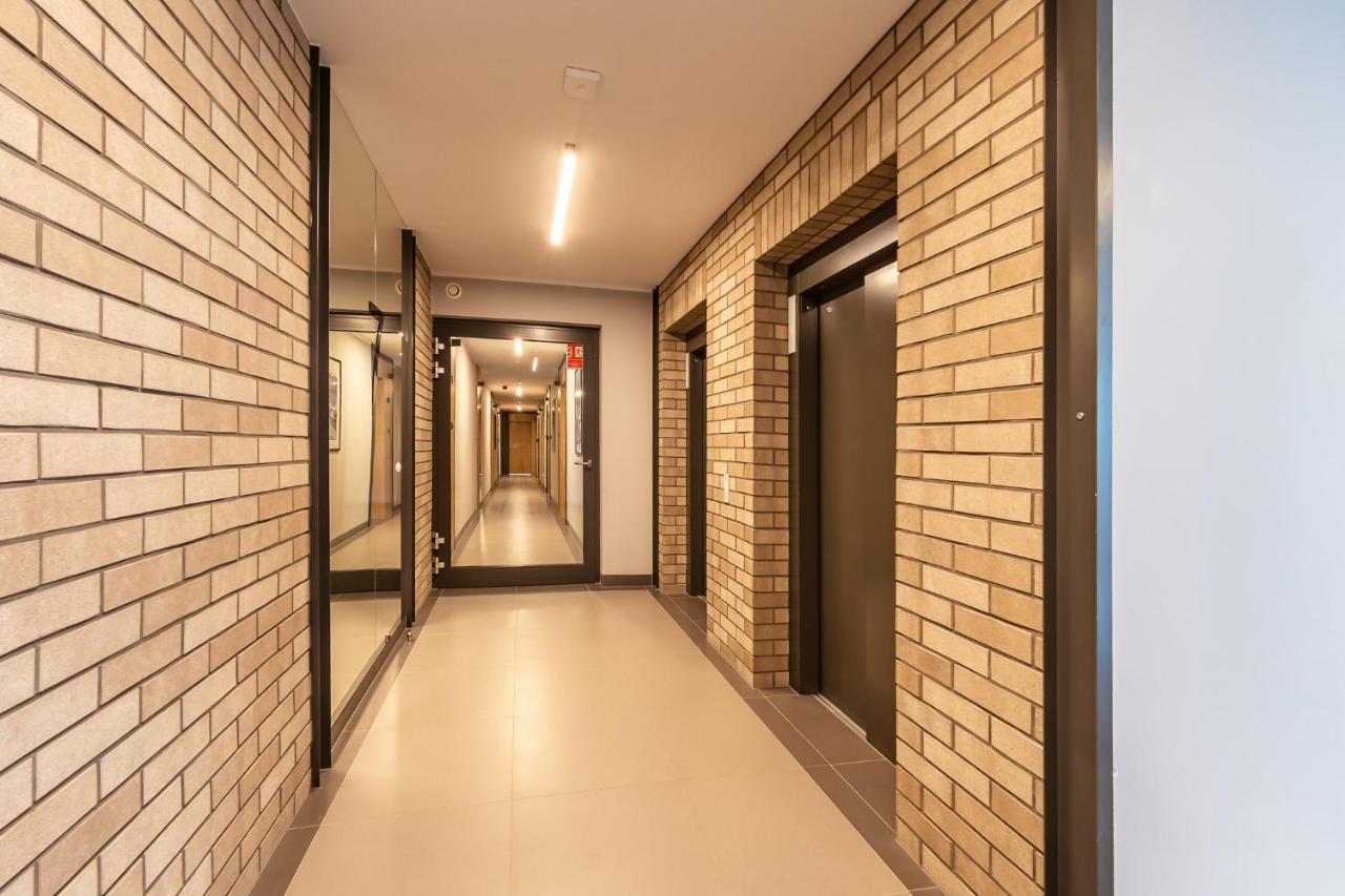 Apartamenty W Gdansku - Zajezdnia Wrzeszcz, Grudziadzka 4B Exterior foto